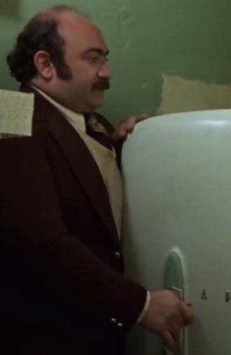 Refrigerator (1982)