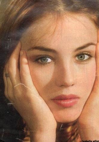 French Beauty (2005)