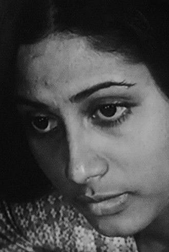 Teevra Madhyam (1974)