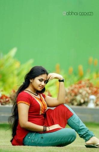 Jaadayum Mudiyum (2015)