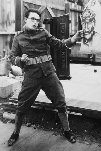 Kicking the Germ Out of Germany (1918)