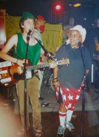 The Moldy Peaches Documentary (2009)