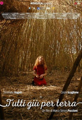 Tutti giù per terra (2025)